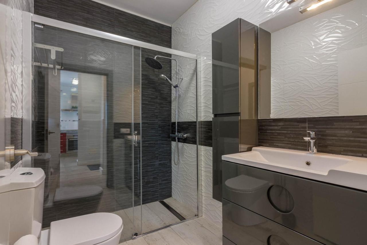 Beautiful 2 Bedroom Apartment Vista Del Mar Адехе Екстериор снимка
